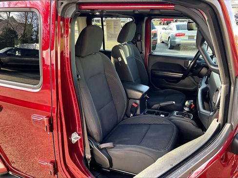Used 2021 Jeep Wrangler Unlimited Sport image 11