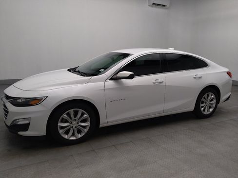 Used 2024 Chevrolet Malibu LT image 2