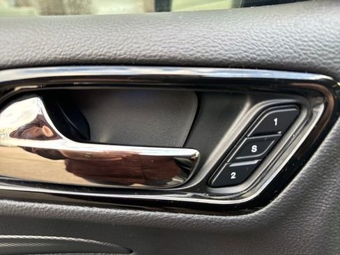 Used 2021 Dodge Durango GT image 12