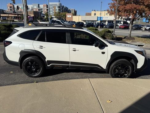 Used 2022 Subaru Outback Wilderness w/ Wilderness Package image 4