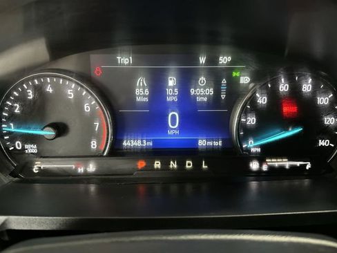 Used 2022 Ford Explorer XLT image 12