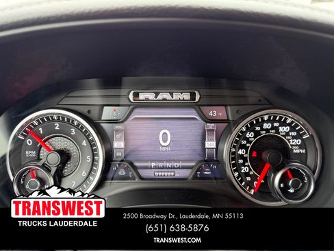 Used 2019 RAM 1500 Laramie image 12