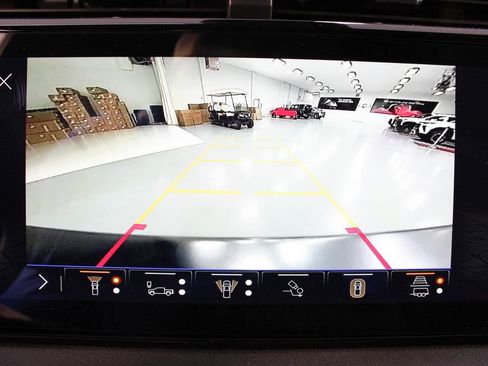New 2026 GMC Sierra 1500 AT4 AWD/4WD image 5