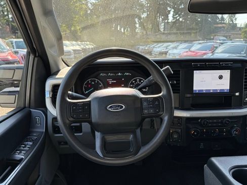 Used 2023 Ford F350 XLT w/ FX4 Off-Road Package AWD/4WD image 10