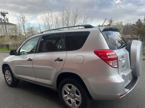 Used 2012 Toyota RAV4 4WD w/ Value Pkg image 6