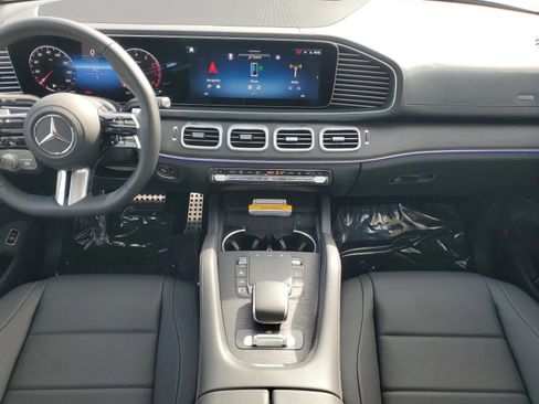 Used 2026 Mercedes-Benz GLS 450 4MATIC image 14