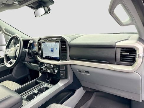 Certified 2022 Ford F150 XLT w/ Equipment Group 302A High image 30