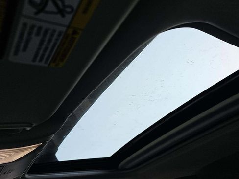 Used 2023 Toyota RAV4 XLE w/ Convenience Package image 13