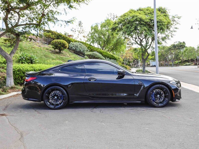 Used 2022 BMW M4 Competition w/ Executive Package RWD image 6