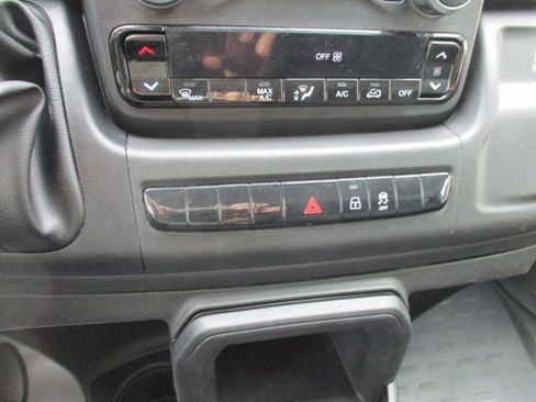 Used 2023 RAM ProMaster 2500 FWD image 16
