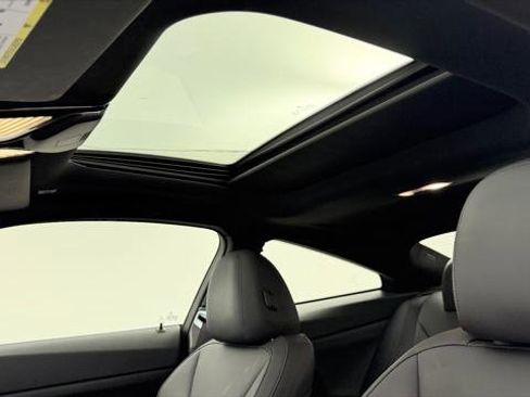 Used 2021 BMW 430i Coupe w/ Convenience Package image 29