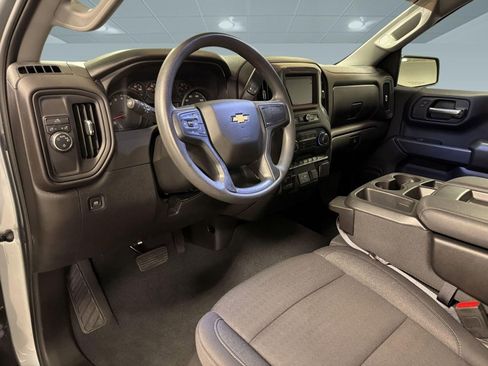 Used 2025 Chevrolet Silverado 1500 Custom w/ Turbomax Blackout Package RWD image 3