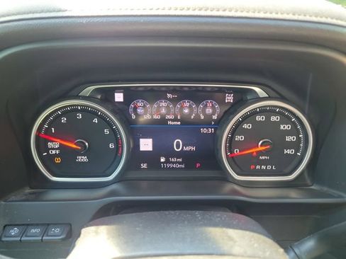 Used 2019 Chevrolet Silverado 1500 High Country w/ Technology Package AWD/4WD image 23