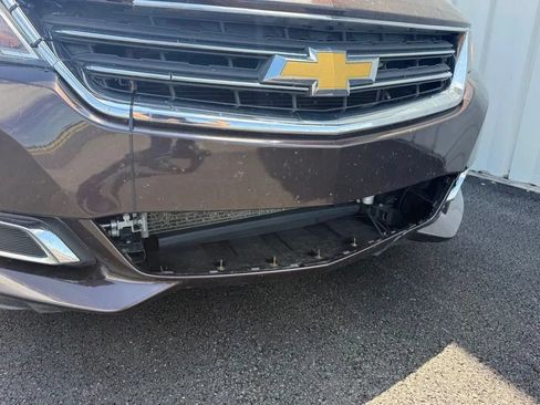 Used 2015 Chevrolet Impala LT w/ Convenience Package FWD image 11
