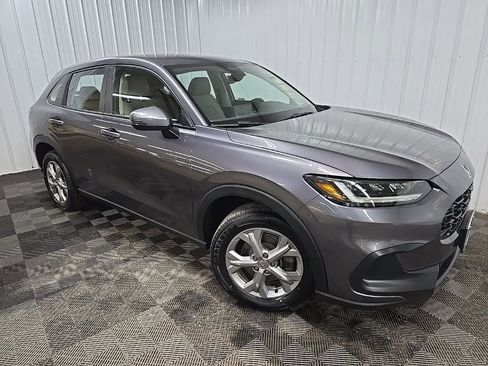 Used 2023 Honda HR-V LX image 9