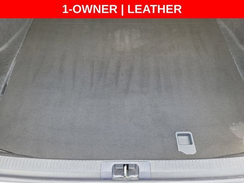 Used 2024 Toyota Camry SE FWD image 11