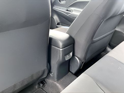 Used 2024 Nissan Versa SV w/ Trunk Package FWD image 24