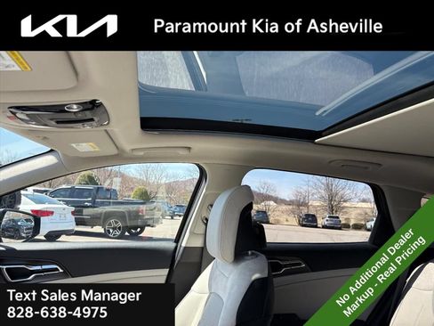 New 2026 Kia Sportage SX AWD/4WD image 15