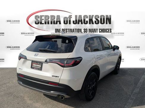 Used 2024 Honda HR-V Sport image 5