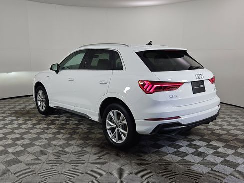 Certified 2025 Audi Q3 2.0T Premium w/ Convenience Package image 5