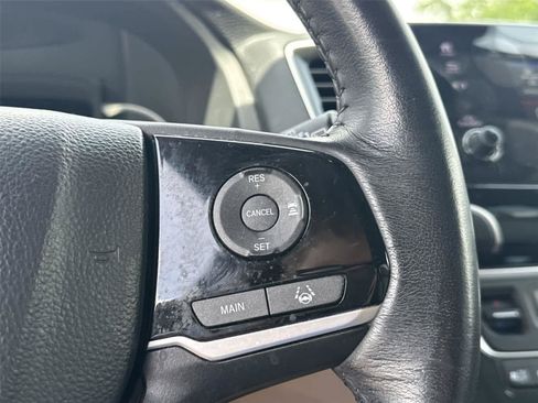 Used 2019 Honda Pilot Touring image 19