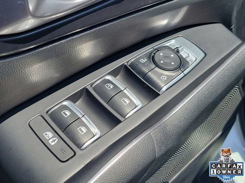Used 2024 Kia Sorento S AWD/4WD image 20