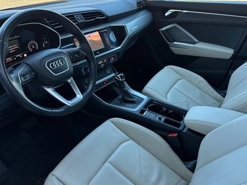Used 2022 Audi Q3 2.0T Premium Plus w/ Premium Plus Package AWD/4WD image 10