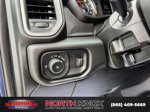 Used 2021 RAM 2500 Tradesman AWD/4WD image 1