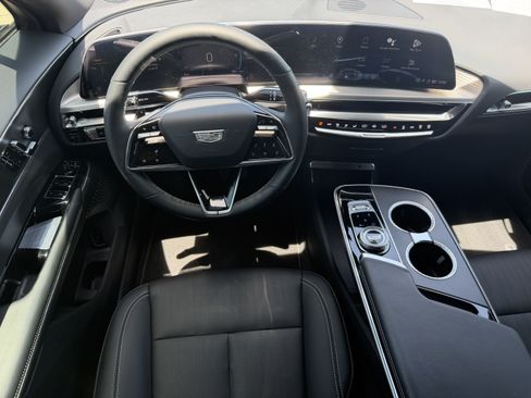 Certified 2024 Cadillac Lyriq Sport AWD/4WD image 15