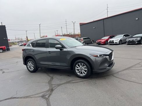Used 2023 MAZDA CX-5 AWD 2.5 S w/ Select Package image 3