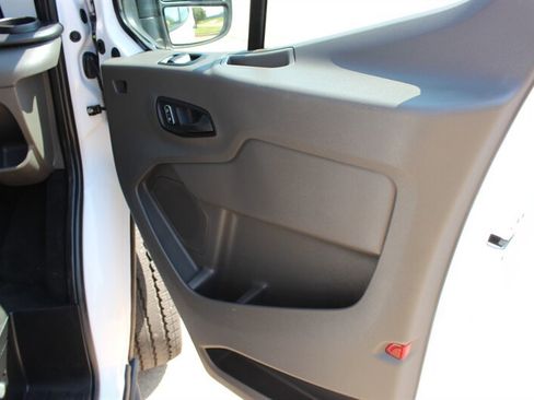 Used 2026 Ford Transit 350 XLT RWD image 28