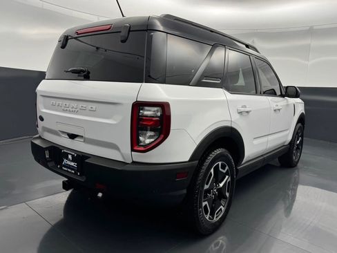 Used 2021 Ford Bronco Sport Outer Banks w/ Outer Banks Package AWD/4WD image 3