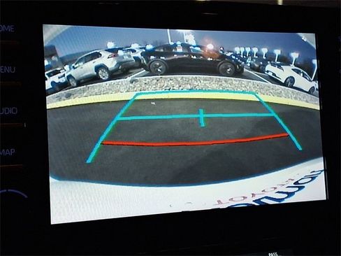 Certified 2024 Toyota Sienna LE image 23