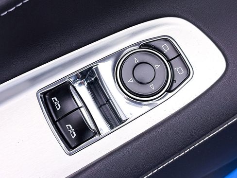 Used 2024 Chevrolet Corvette Stingray Coupe w/ 1LT RWD image 19