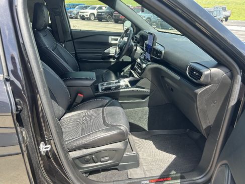 Used 2023 Ford Explorer ST w/ Equipment Group 401A AWD/4WD image 21