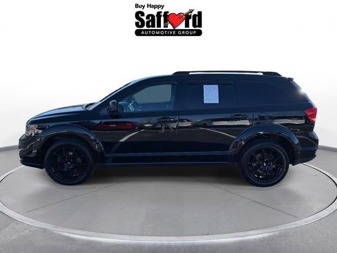 Used 2019 Dodge Journey SE w/ Premium Group image 4