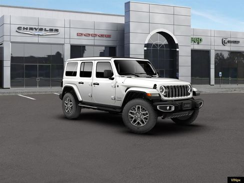 New 2026 Jeep Wrangler Sahara image 11
