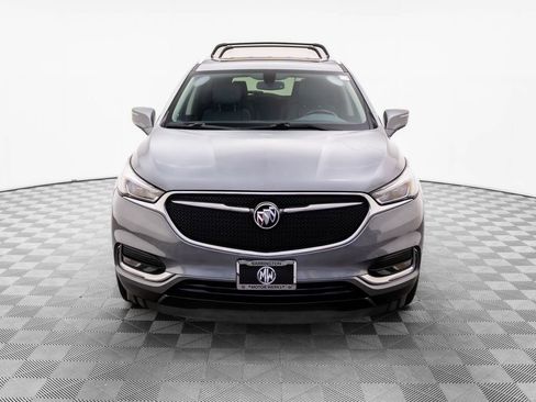 Used 2019 Buick Enclave Essence w/ LPO, Sport Appearance Package image 8