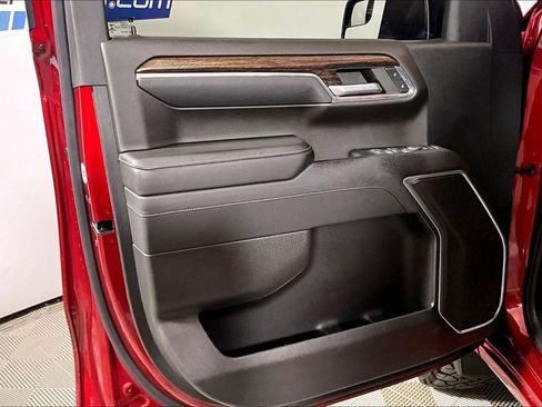 Used 2023 GMC Sierra 1500 Elevation AWD/4WD image 17