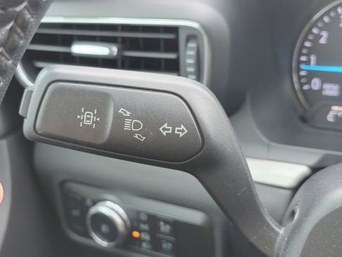 Certified 2023 Ford Explorer XLT w/ Equipment Group 202A image 33