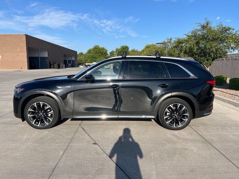 Used 2024 MAZDA CX-90 Plug-In Hybrid w/ Premium Plus AWD/4WD image 9
