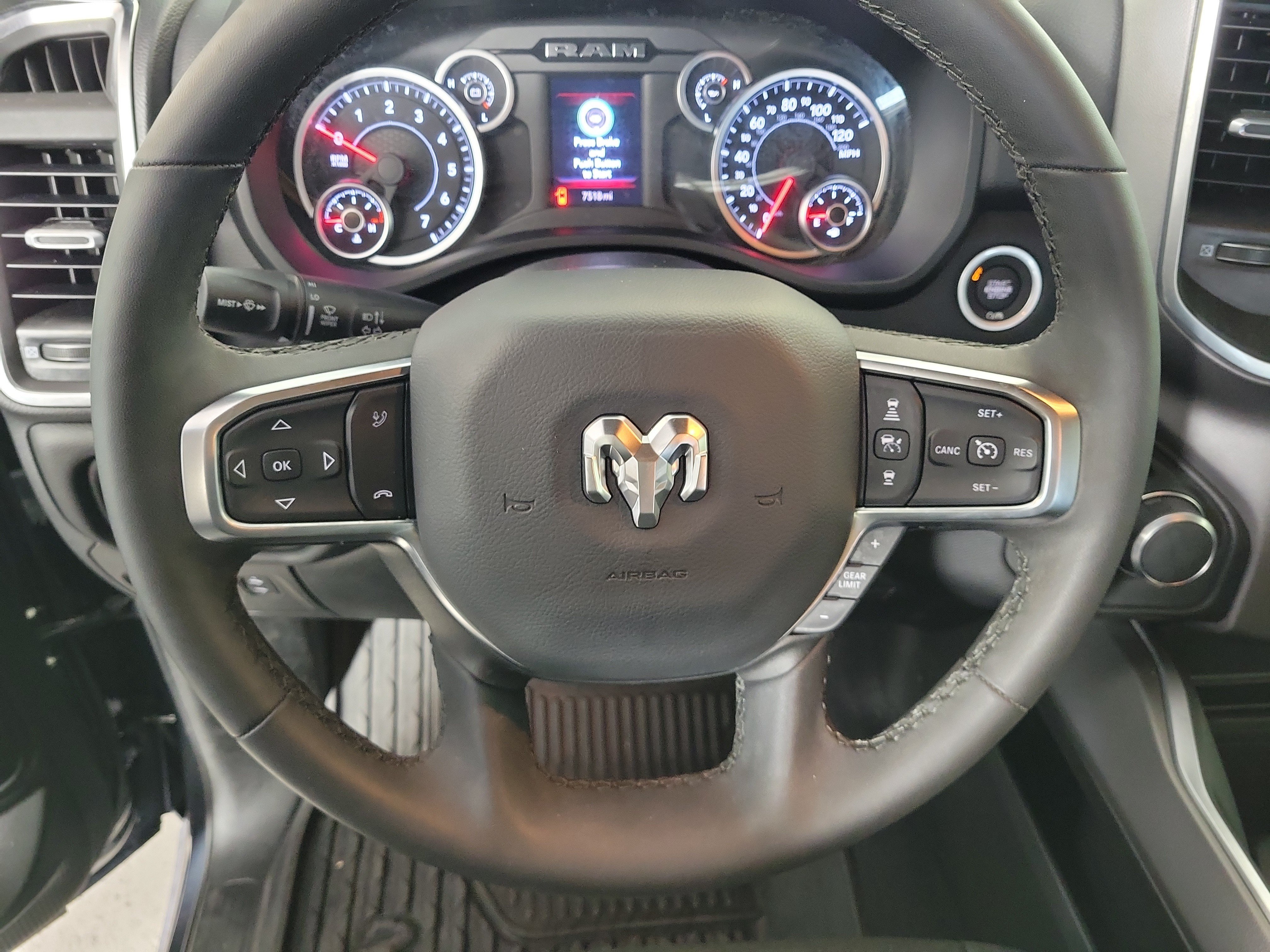 Used 2026 RAM 1500 Big Horn w/ Night Edition RWD image 15