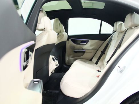 Certified 2025 Mercedes-Benz C 300 4MATIC Sedan image 29