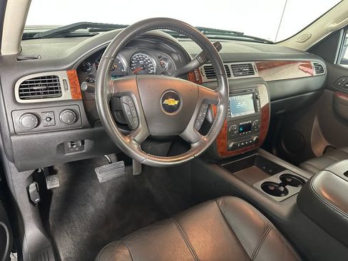 Used 2011 Chevrolet Silverado 2500 LTZ w/ Snow Plow Prep Package AWD/4WD image 9