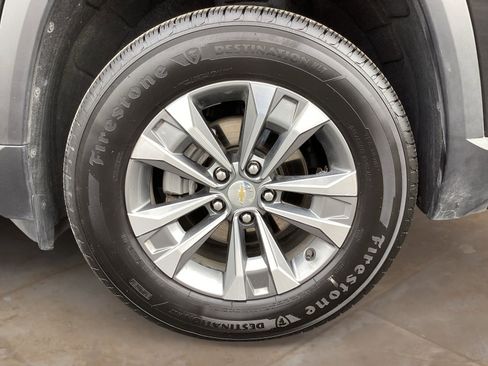 Used 2025 Chevrolet Equinox LT w/ Convenience Package II FWD image 35