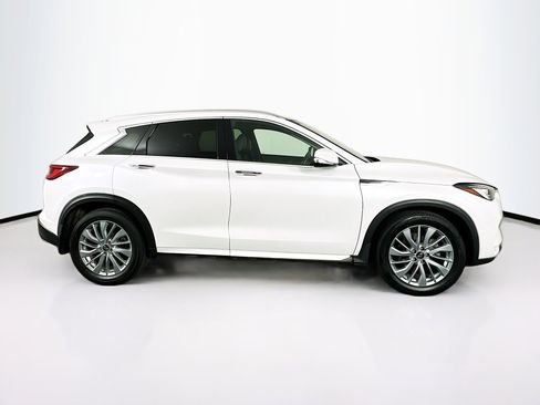 Used 2023 INFINITI QX50 Luxe AWD/4WD image 10