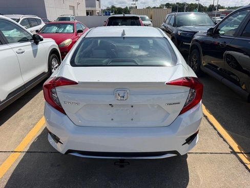Used 2020 Honda Civic Touring image 3