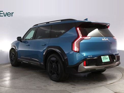 Used 2024 Kia EV9 GT-Line image 14