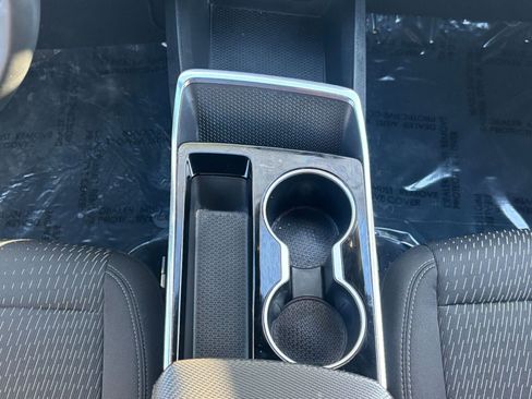 Used 2025 Chevrolet Equinox LT image 38