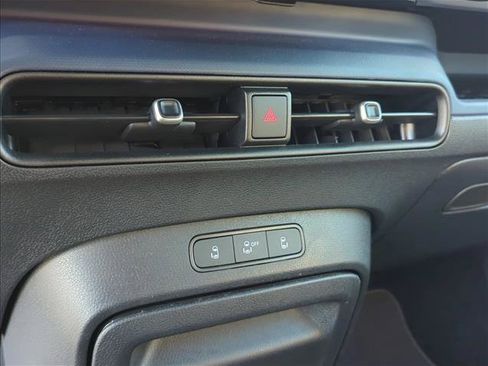 Used 2025 Volkswagen ID. Buzz Pro S RWD image 22